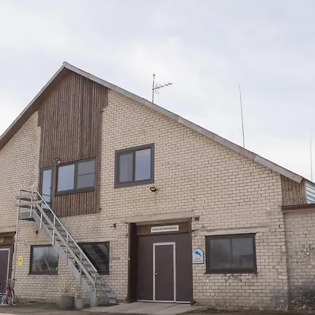 Majutus Massu Ratsaklubis Massu (Laaneranna)